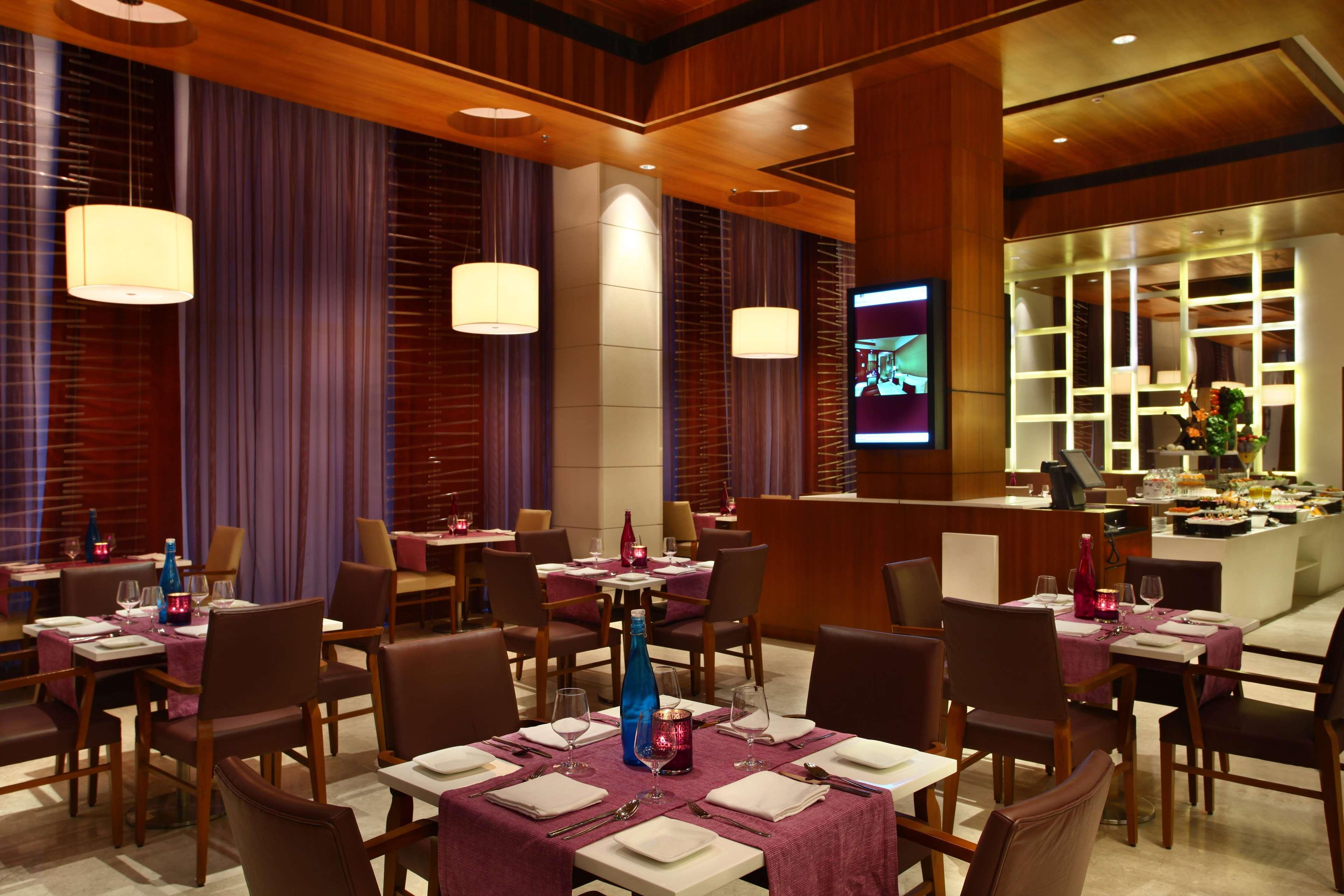 Park Plaza Shahdara 호텔 뉴델리 레스토랑 사진